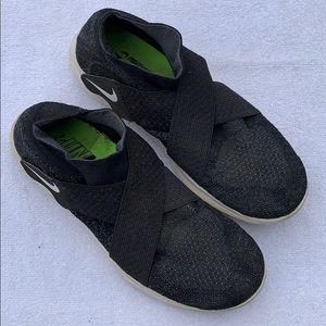 Women’s Nike Free Run Size 8.5